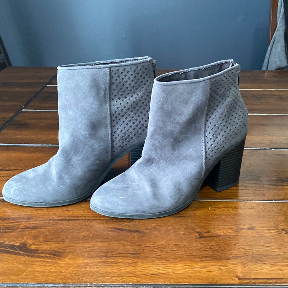 American Eagle Outfitters Gray Ankle Booties